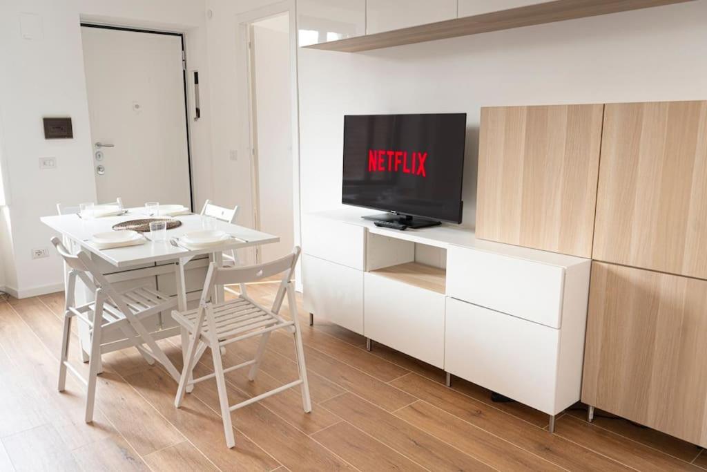 מילאנו Lo3 • Navigli Chic Apartment • מראה חיצוני תמונה